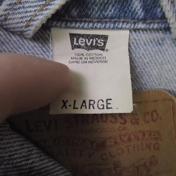 Levi's Denim Jacket Mens XL Light Wash Trucker American Flag Patch 70507-0389 - Picture 2 of 7